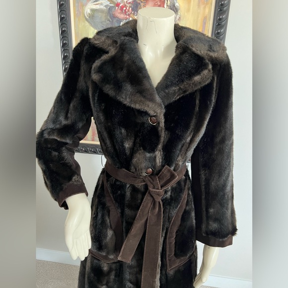 Vintage Faux Fur Long Coat – Excellent Condition - Picture 4 of 12